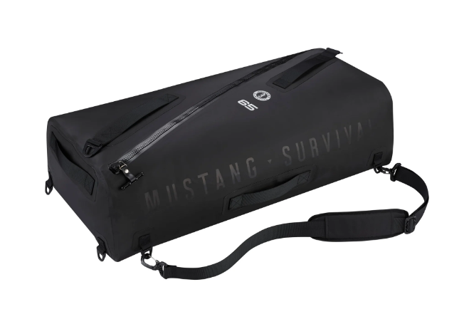 Mustang Survival Model: MA2612 02 / SKU: 062533310506 Greenwater 65L Submersible Deck Bag